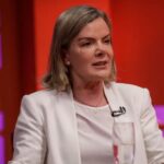 LULA NOMEIA GLEISI HOFFMANN COMO NOVA MINISTRA DE RELAÇÕES INSTITUCIONAIS