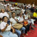 AGENTES COMUNITÁRIOS DE SAÚDE DE ILHÉUS PARTICIPAM DE TREINAMENTO E RECEBEM NOVOS TABLETS