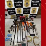 POLÍCIA DESMONTA ESQUEMA DE FABRICAÇÃO DE ARMAS NA ZONA RURAL DE JAGUAQUARA
