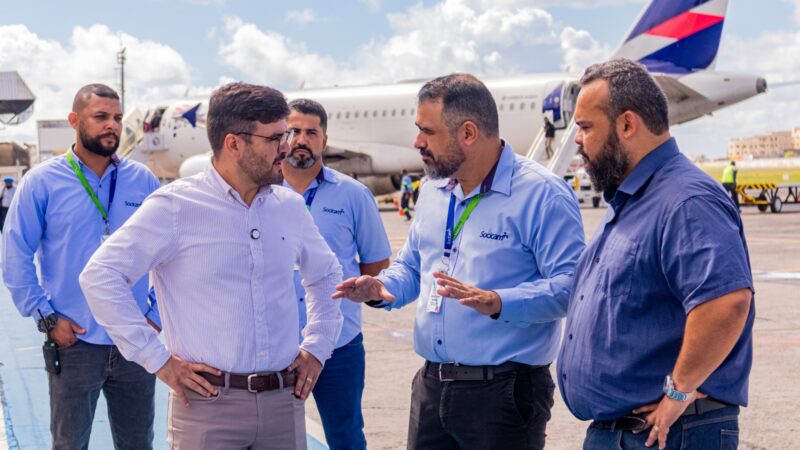 PREFEITO VALDERICO JÚNIOR DISCUTE MELHORIAS NO AEROPORTO JORGE AMADO