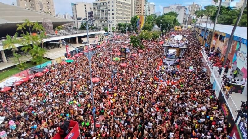 CARNAVAL DA BAHIA 2025 REGISTRA QUEDA NA VIOLÊNCIA E IMPACTO POSITIVO NA ECONOMIA