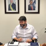 ADOLPHO LOYOLA DETALHA COMPOSIÇÃO DA BASE DE APOIO A JERÔNIMO E DIZ QUE OPOSIÇÃO ‘FICA AGOURANDO’