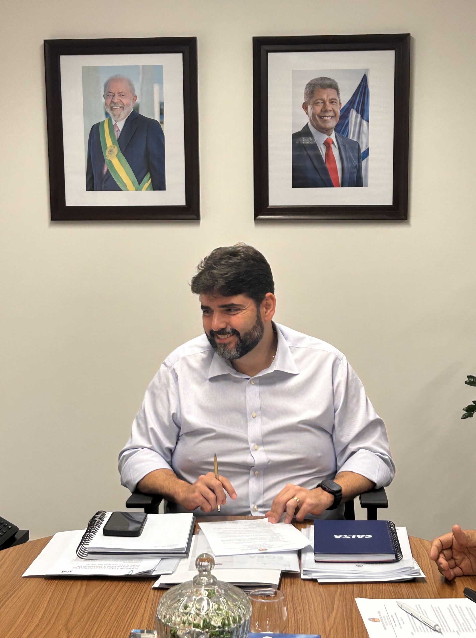 ADOLPHO LOYOLA DETALHA COMPOSIÇÃO DA BASE DE APOIO A JERÔNIMO E DIZ QUE OPOSIÇÃO ‘FICA AGOURANDO’