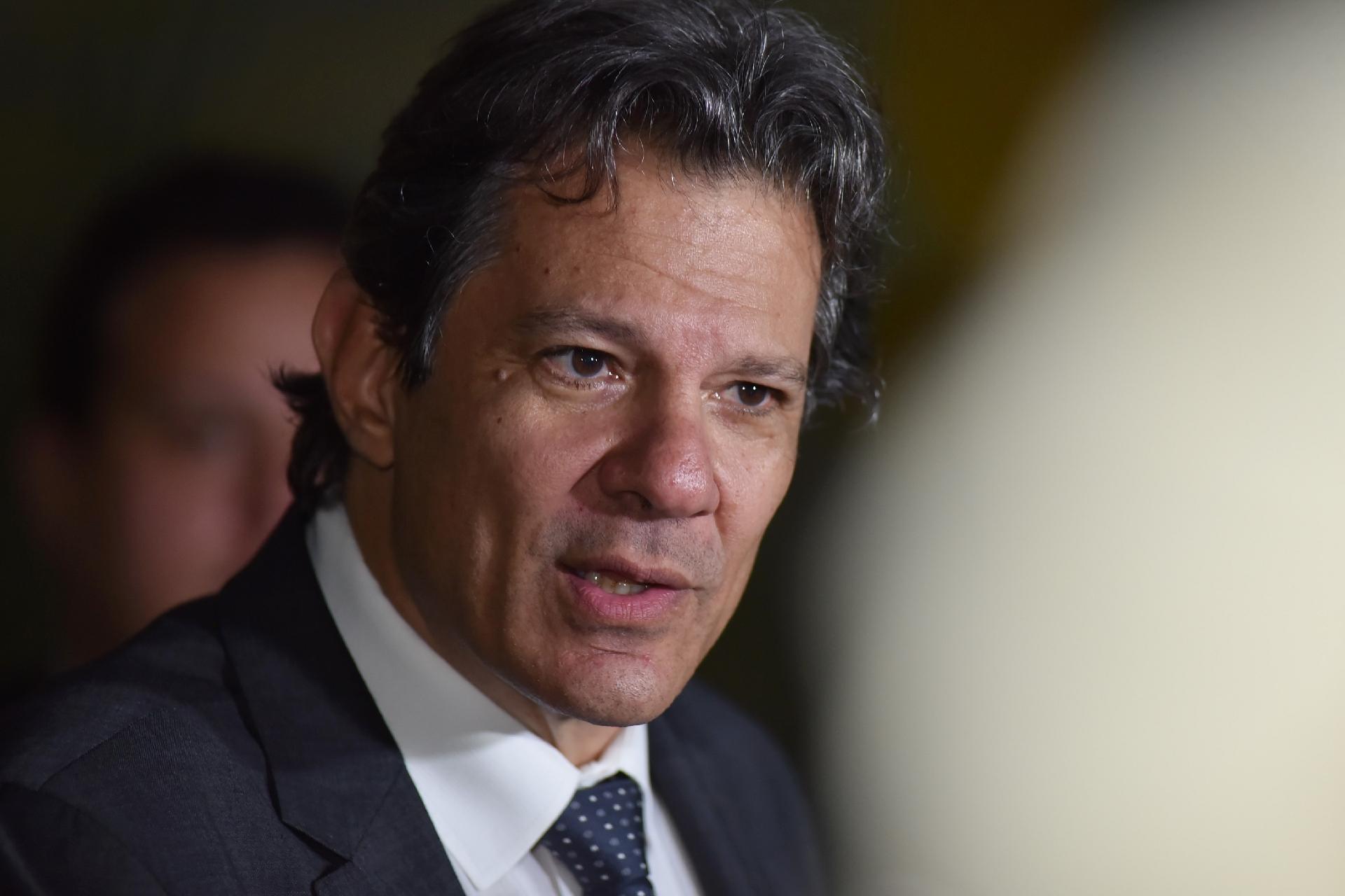 EUA MOSTRAM ABERTURA PARA REVISAR TARIFAS DE TRUMP, DIZ HADDAD APÓS ENCONTRO COM SECRETÁRIO DO TESOURO