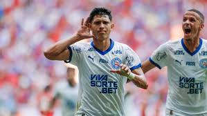 BAHIA VENCE CLÁSSICO CONTRA VITÓRIA E SE APROXIMA DO G-4 DO BRASILEIRÃO