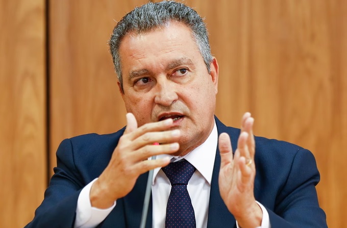 RUI COSTA CRITICA JORNALISMO SEM APURAÇÃO E DESCARTA CORRIDA AO GOVERNO DA BAHIA