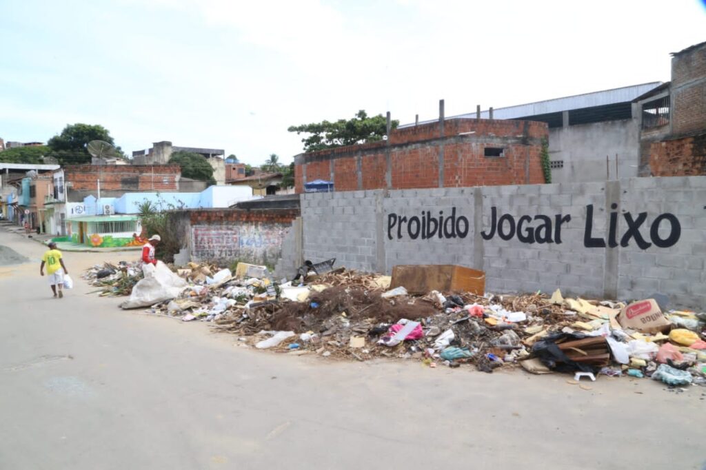 PREFEITURA DE ITABUNA PLANEJA AÇÕES CONJUNTAS PARA ELIMINAR PONTOS DE LIXO NA CIDADE