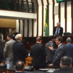 BAHIA TERÁ FORNECIMENTO GRATUITO DE MEDICAMENTOS À BASE DE CANABIDIOL APÓS APROVAÇÃO NA ASSEMBLEIA L...