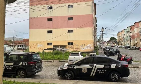 OPERAÇÃO PRENDE PROFESSOR SUSPEITO DE ARMAZENAR E PRODUZIR PORNOGRAFIA INFANTIL EM FEIRA DE SANTANA