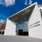 GREVE NO TJ-BA: SERVIDORES COBRAM REAJUSTE APÓS 8 ANOS SEM AUMENTO
