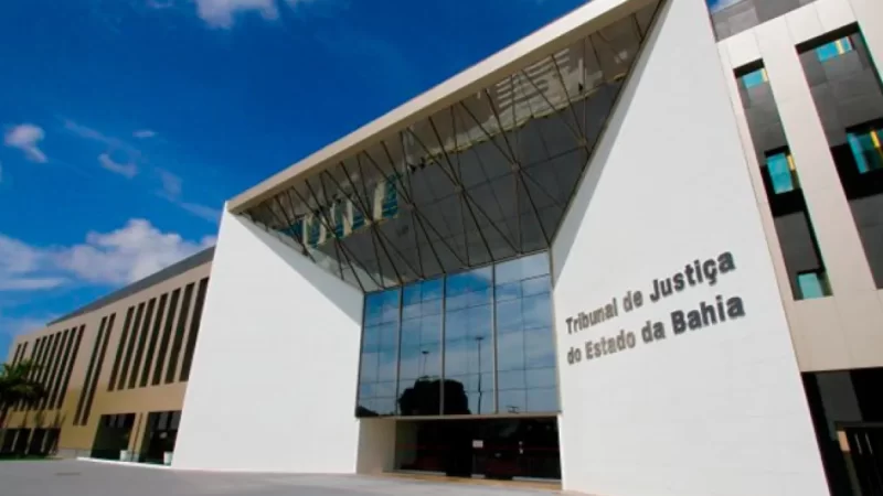 GREVE NO TJ-BA: SERVIDORES COBRAM REAJUSTE APÓS 8 ANOS SEM AUMENTO