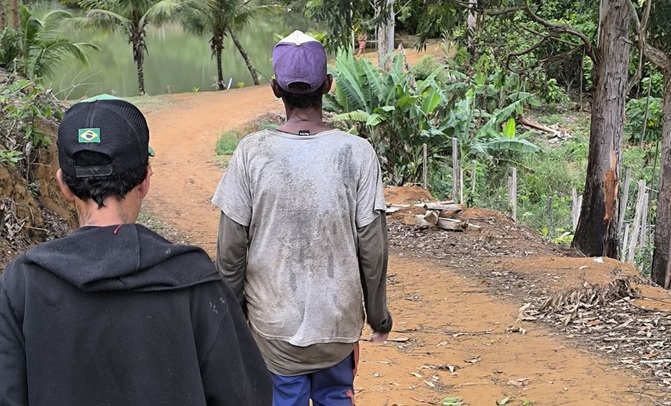 TRABALHADORES SÃO RESGATADOS EM CONDIÇÕES ANÁLOGAS À ESCRAVIDÃO NO EXTREMO SUL DA BAHIA