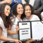 ESTUDANTES DA REDE PÚBLICA DA BAHIA PODEM TIRAR CNH GRATUITA; INSCRIÇÃO VAI ATÉ 30 DE JUNHO