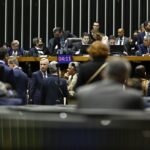 CONGRESSO DERRUBA VETOS DE LULA E APROVA MEDIDAS QUE PODEM ELEVAR CONTA DE LUZ