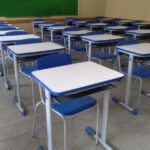 ESCOLAS MUNICIPAIS DE ILHÉUS GANHAM 1.800 CARTEIRAS MODERNAS