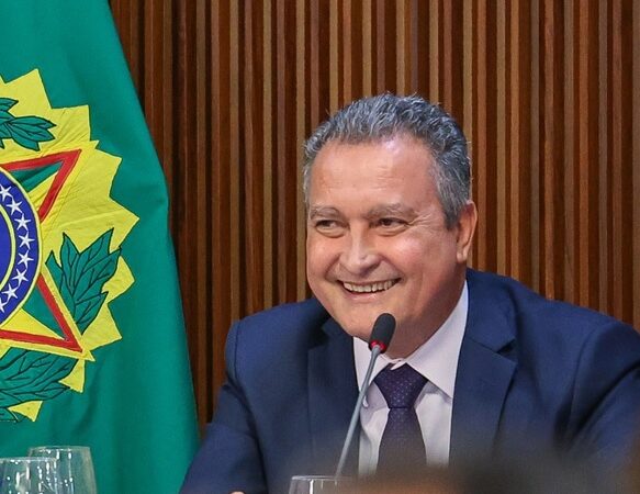 RUI COSTA CONFIRMA PRÉ-CANDIDATURA AO SENADO PELA BAHIA EM 2026