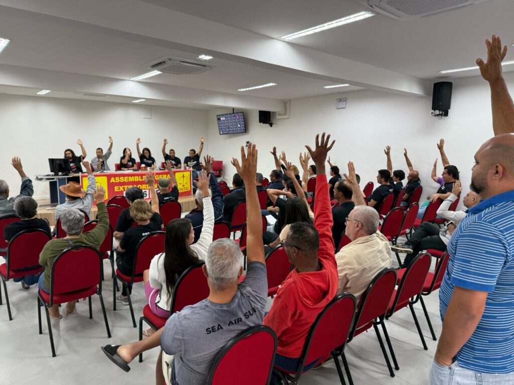SERVIDORES DO JUDICIÁRIO BAIANO SUSPENDEM GREVE, MAS MANTÊM ESTADO DE ALERTA