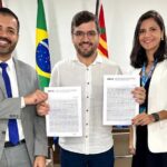 MINHA CASA, MINHA VIDA: PREFEITO DE ILHÉUS ASSINA CONTRATO PARA LEVAR 464 MORADIAS AO IGUAPE