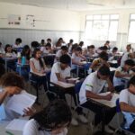 ESTUDANTES DE ILHÉUS PARTICIPAM DE AULÕES E SIMULADOS PARA REFORÇO ESCOLAR