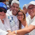 DEPUTADO PAULO MAGALHÃES MOSTRA VITALIDADE E CAPILARIDADE POLÍTICA NA FESTA DO BONFIM